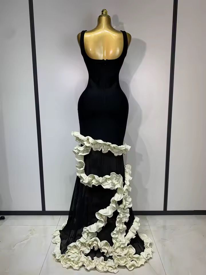 Black Sleeveless Ruffles Patchwork Maxi Bandage party gown.